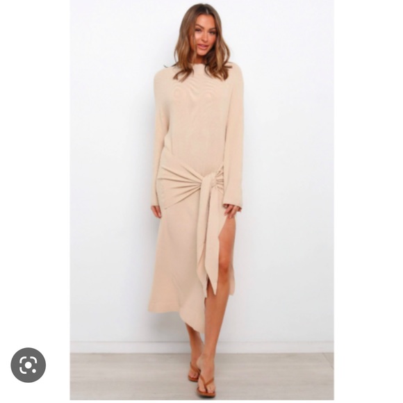 SNDY’s Tan Sweater Knit Tied Up Waist S - Picture 1 of 3